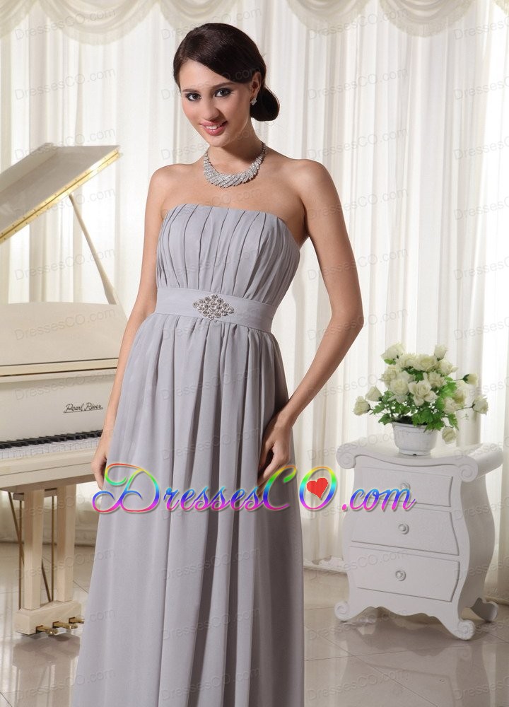 Simple Grey Empire Modest Bridesmaid Dress With Ruching and Beading Chiffon