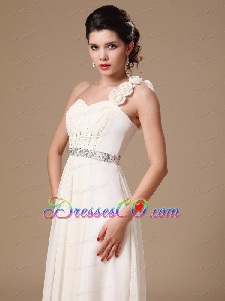 One Shoulder Beaded Decorate Waist Prom Gowns With Chiffon Hand Made Flowers For Custom Made