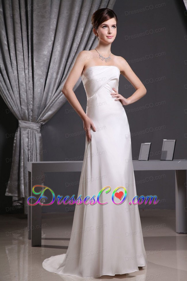 Simple Wedding Dress With Strapless Brush Train