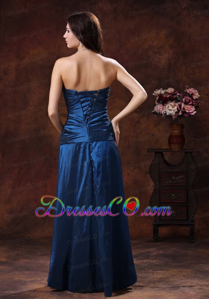 Navy Blue Prom Dress With Beaded Decorate On Taffeta