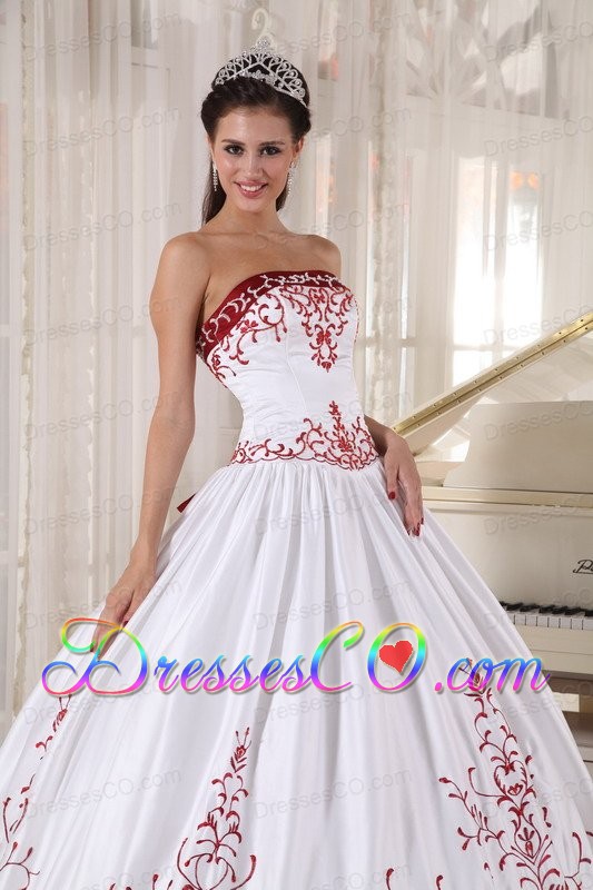 White And Wine Red Ball Gown Strapless Long Satin Embroidery Quinceanera Dress
