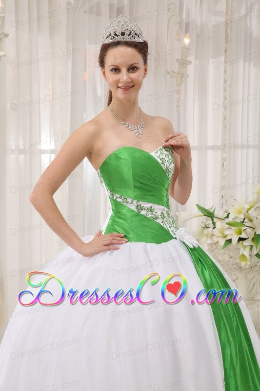 White Ball Gown Long Organza Embroidery Quinceanera Dress