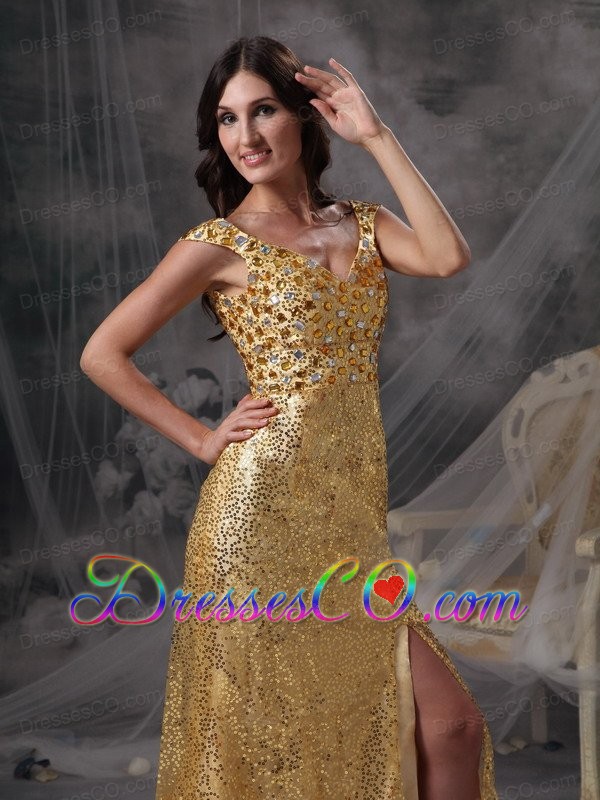 Low Price Gold Empire V-neck Evening Dress Sequin Beading And Ruched Long