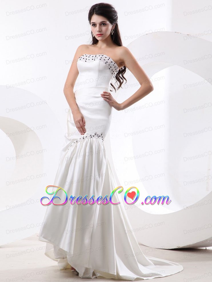 Mermaid Prom Celebrity Dress With Beading and Brush Train