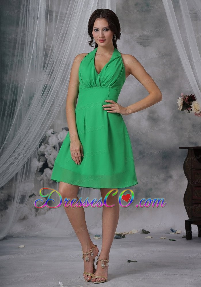 Spring Green Column / Sheath Halter Knee-length Chiffon Bridesmaid Dress