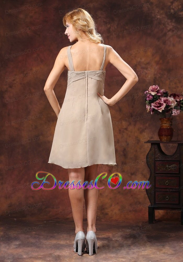 V-neck Grey Chiffon Bridesmaid Dress With Mini-length Ruched Decorate