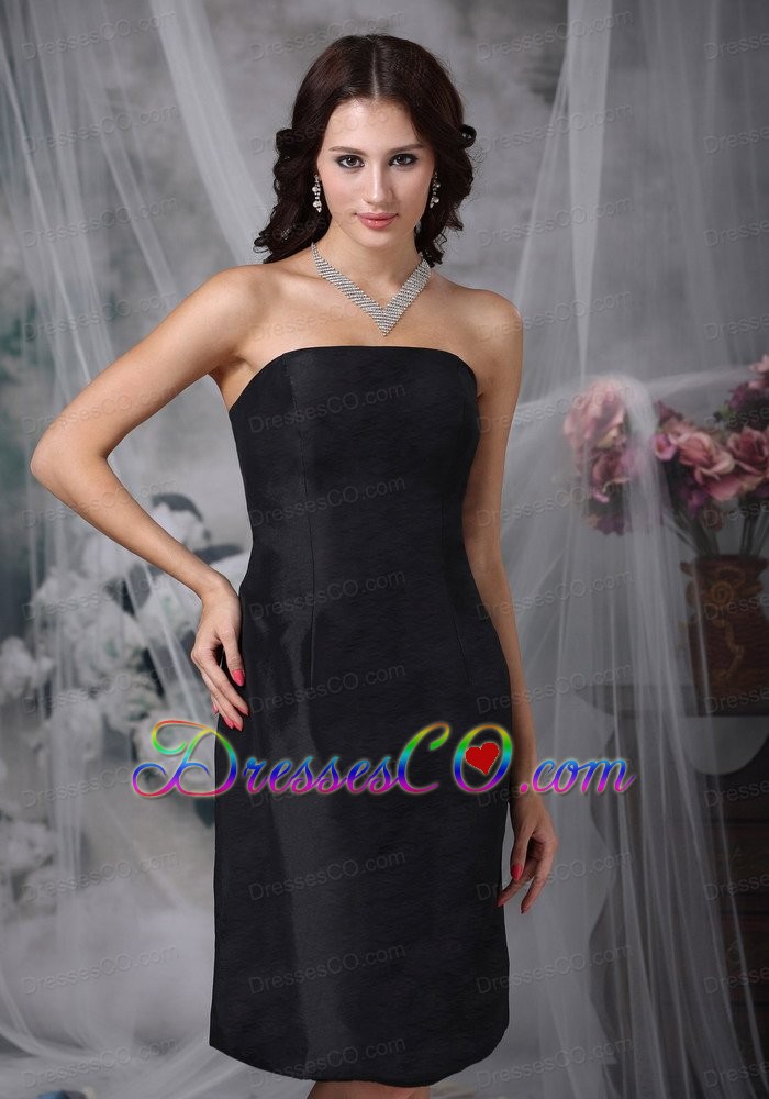 Black A-line Strapless Knee-length Satin Bridesmaid Dress