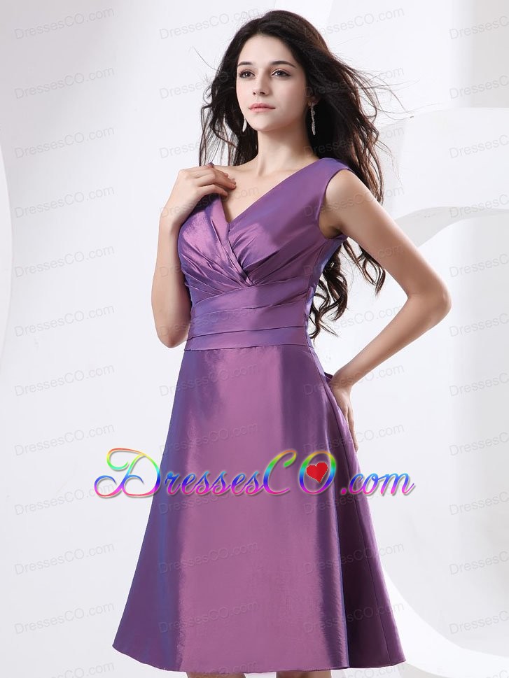 V-neck Purple Bridesmaid Dress With Knee-length And Bow