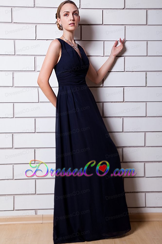 Black Chiffon Bridesmaid Dress Column V-neck Long Prom Dress