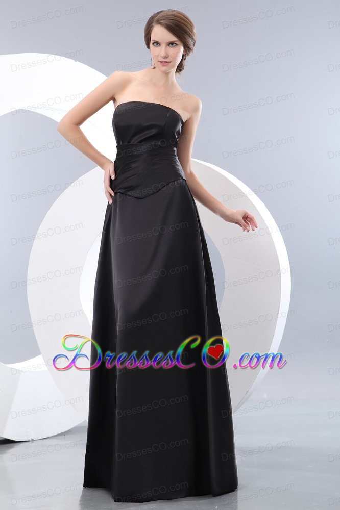 Elegant Black Empire Strapless Ruched Bridesmaid Dress Long Taffeta