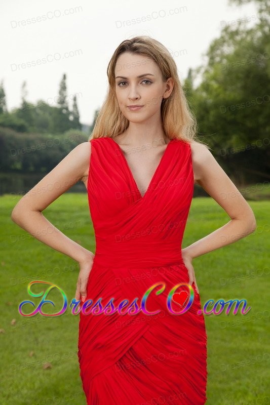 Red Column V-neck Mini-length Chiffon Ruched Prom / Homecoming Dress
