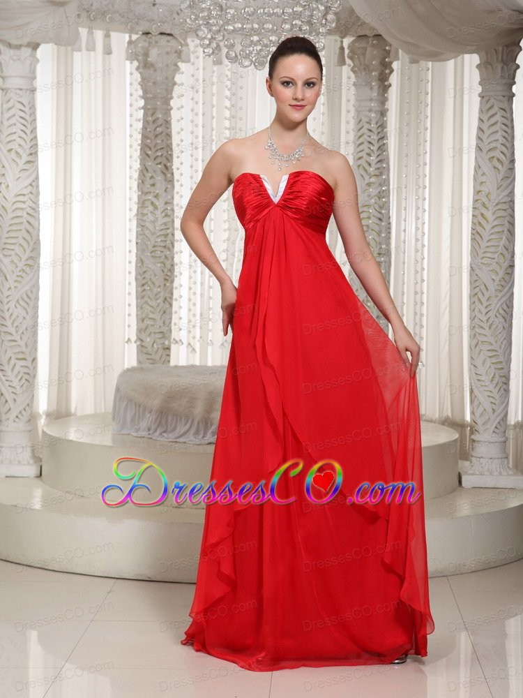Red V-neck Chiffon Homecoming Dress