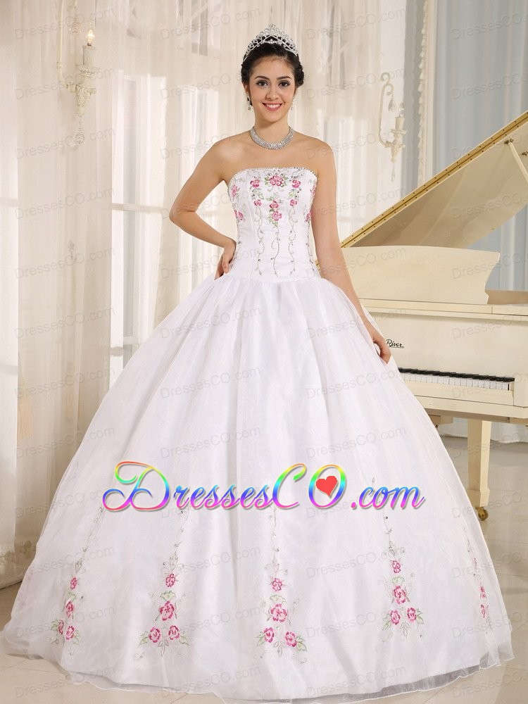 White Embroidery Quinceanera Dress For Custom Made
