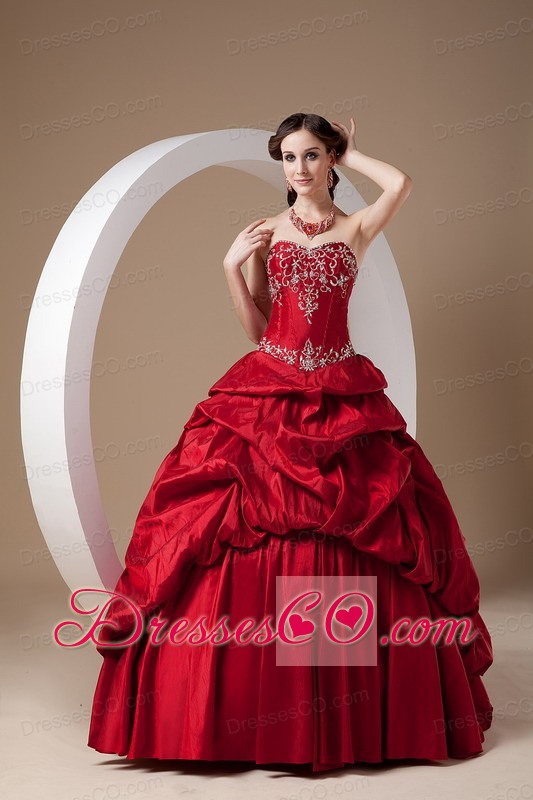 Red A-line Long Taffeta Appliques Prom / Evening Dress