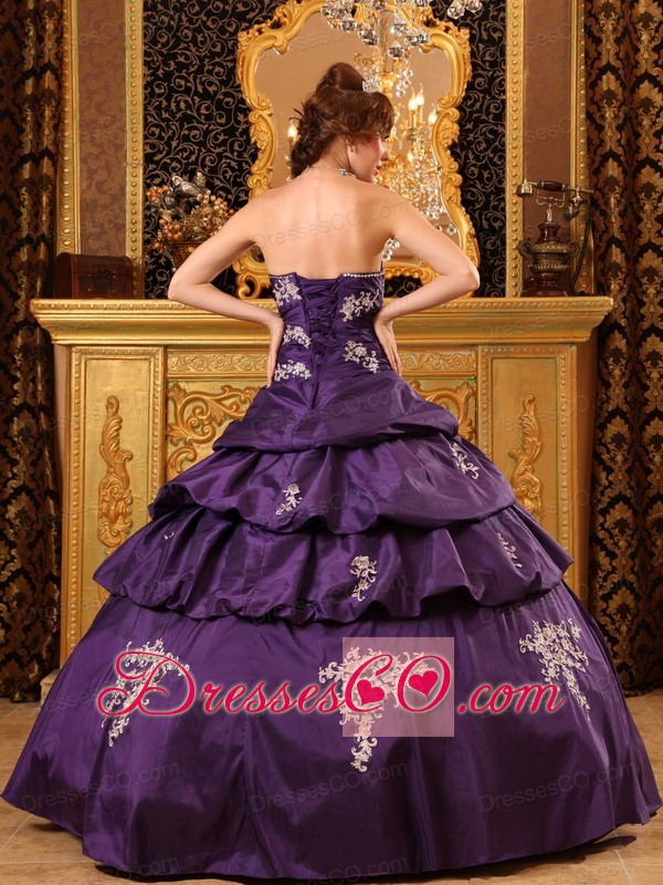 Purple Ball Gown Long Taffeta Beading And Appliques Quinceanera Dress