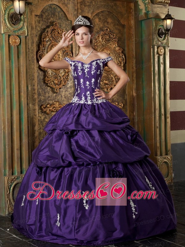 Purple Ball Gown Off The Shoulder Long Taffeta Appliques Quinceanera Dress