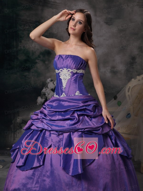 Purple Ball Gown Strapless Long Taffeta Appliques Prom / Evening Dress