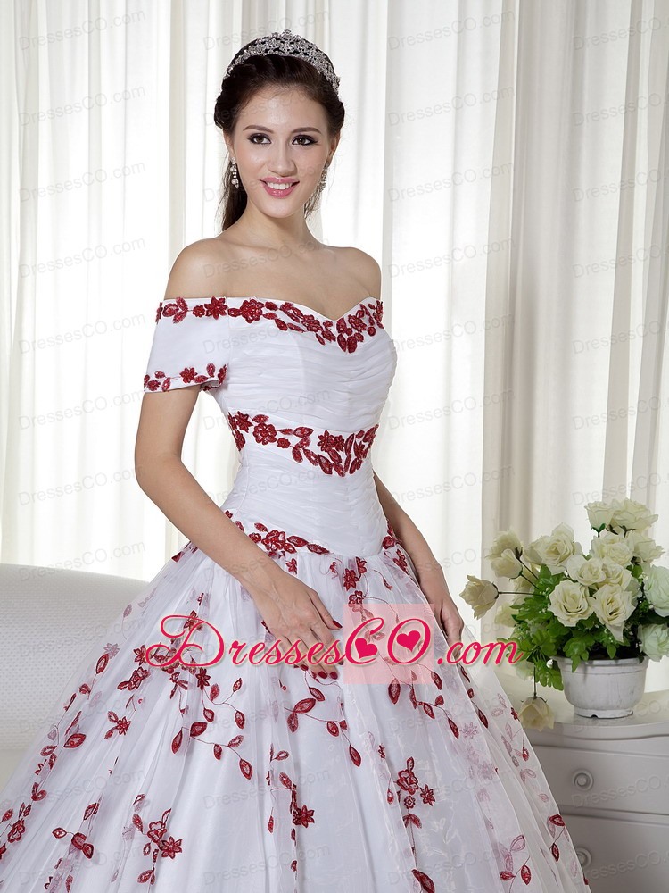 White And Red Ball Gown Off The Shoulder Long Taffeta And Organza Embroidery Quinceanera Dress