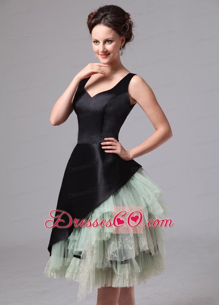 Black And Green Straps Knee-length Cocktail Dress
