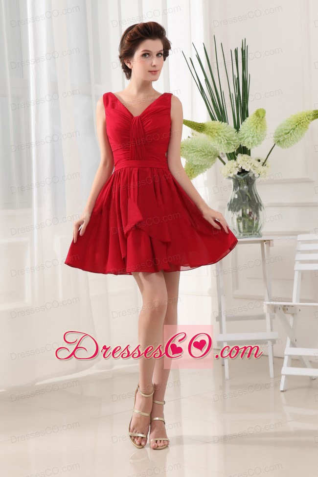 Red V-neck Ruching For Prom Dress With Mini-length And Chiffon