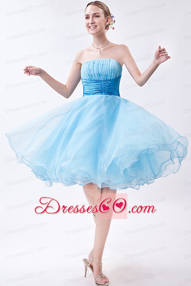Baby Blue A-line Strapless Knee-length Organza Cocktail Dress