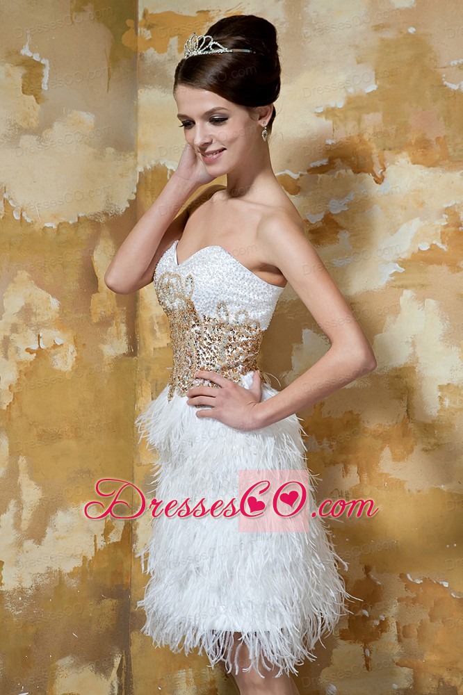 White Column / Sheath Knee-length Satin And Feather Beading Prom / Evening Dress