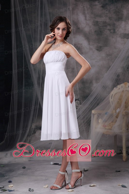 Custom Made White A-line Strapless Homecoming Dress Chiffon Ruched Knee-length