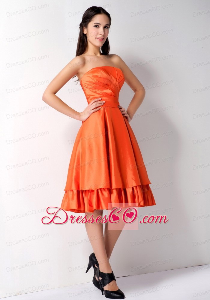 Customize Orange Red A-line Strapless Bow Dama Dress For Quinceaner Knee-length Taffeta