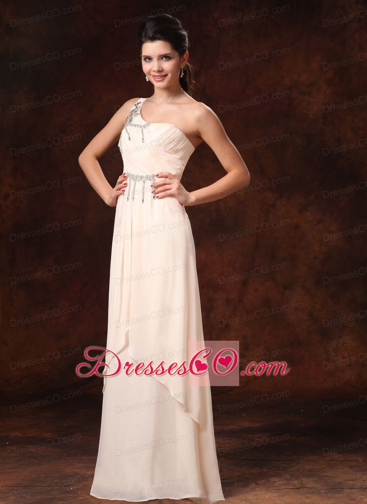 Champagne Stylish One Shoulder Empire Chiffon Prom Gowns With Beaded Decorate Shoulder