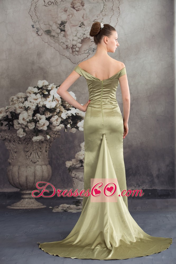 Column Off the Shoulder Green Ruching Prom Dress