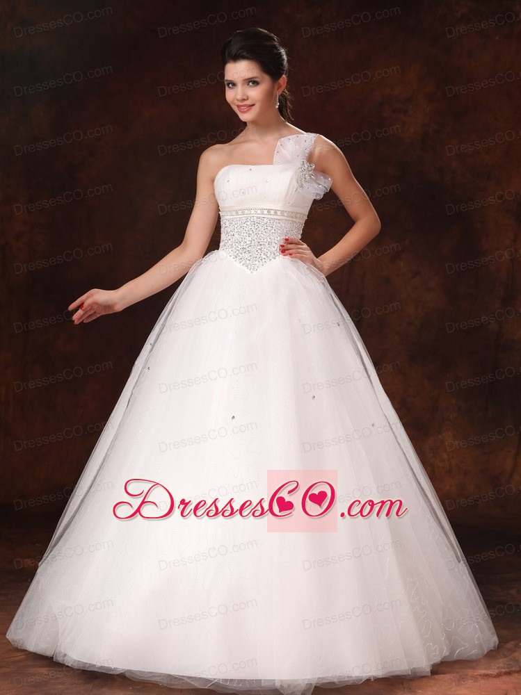 One Shoulder Tulle Bowknot Beaded Wedding Dress