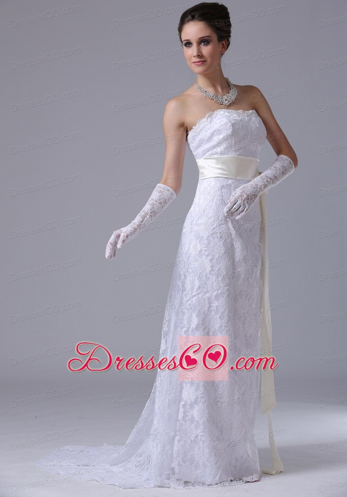 Stylish Strapless Lace Column / Sheath Brush / Sweep Wedding Dress