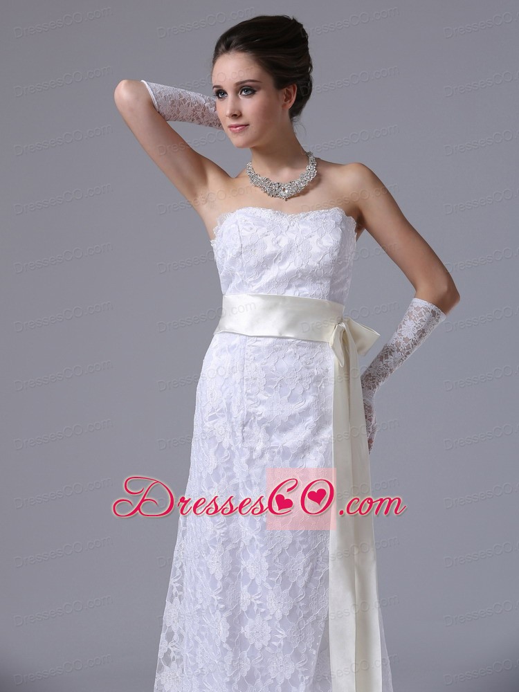Stylish Strapless Lace Column / Sheath Brush / Sweep Wedding Dress