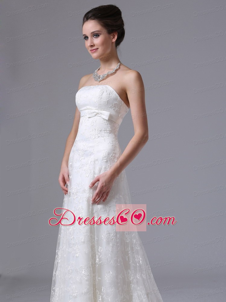 Bowknot Column Strapless Hall Exquisite Wedding Dress With Lace