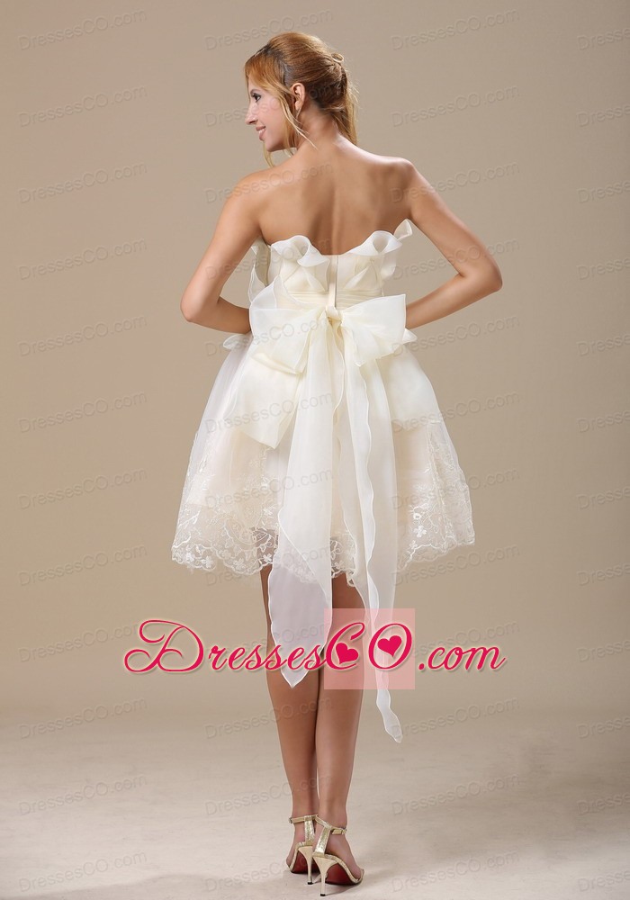 Strapless White Bow and Hand Made Flowers For Wedding Dress