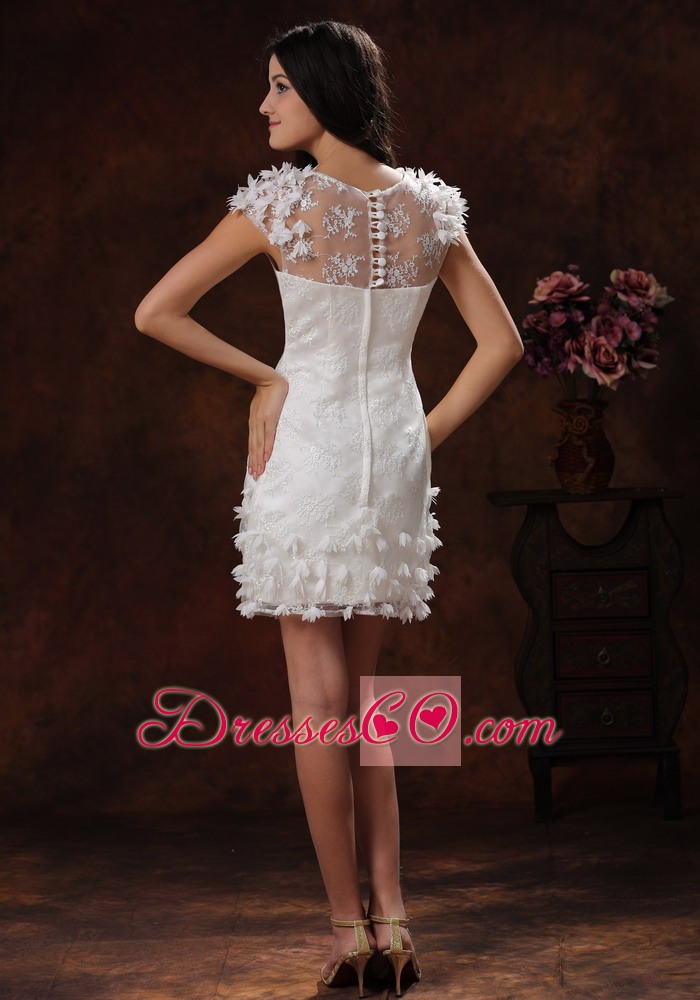 Appliques Decorate Short White Scoop Wedding Dress