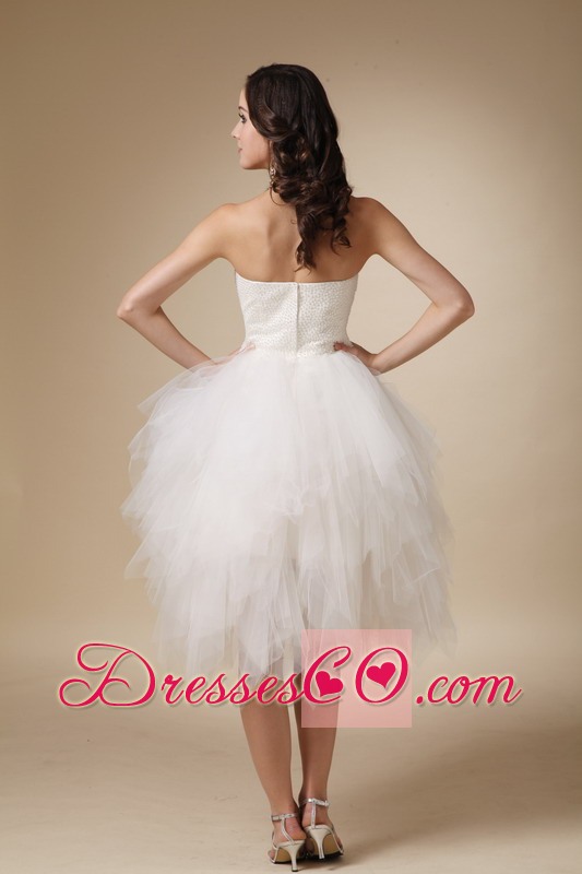 Lovely A-line Strapless Tea-length Tulle Beading Wedding Dress