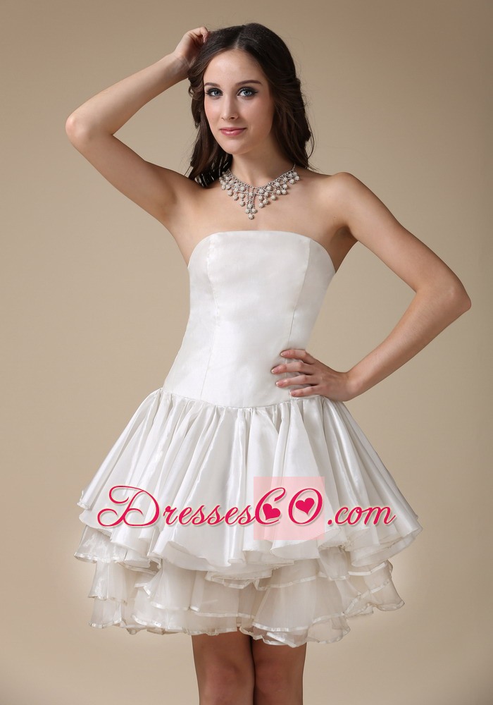 Beautiful A-line Strapless Mini-length Taffeta Wedding Dress