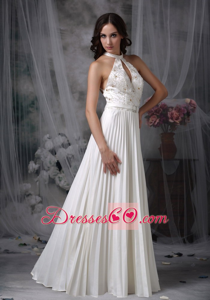 White A-line / Princess High-neck Long Chiffon Appliques Prom Dress