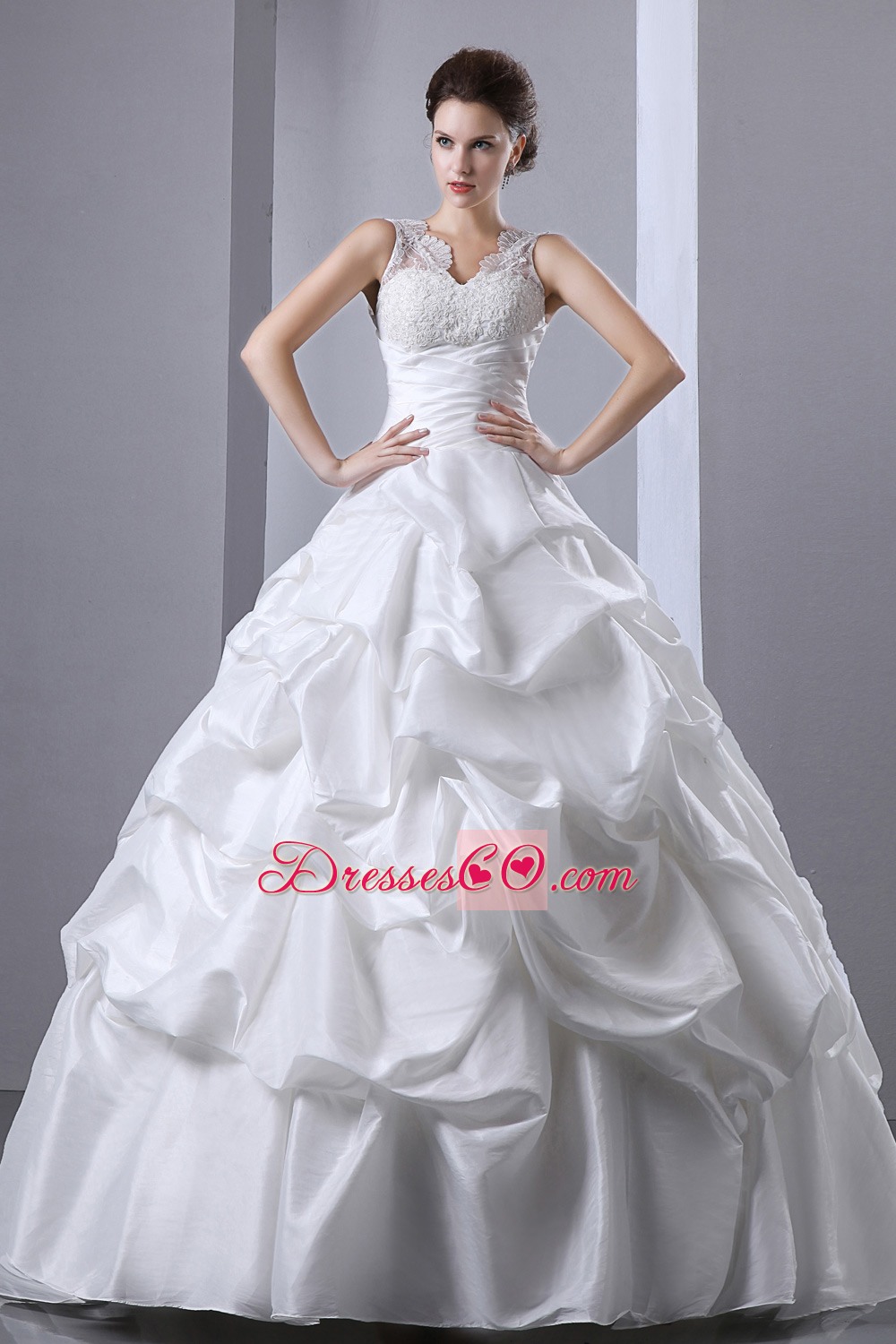 Elegant A-line V-neck Long Taffeta Appliques Pick-ups Wedding Dress