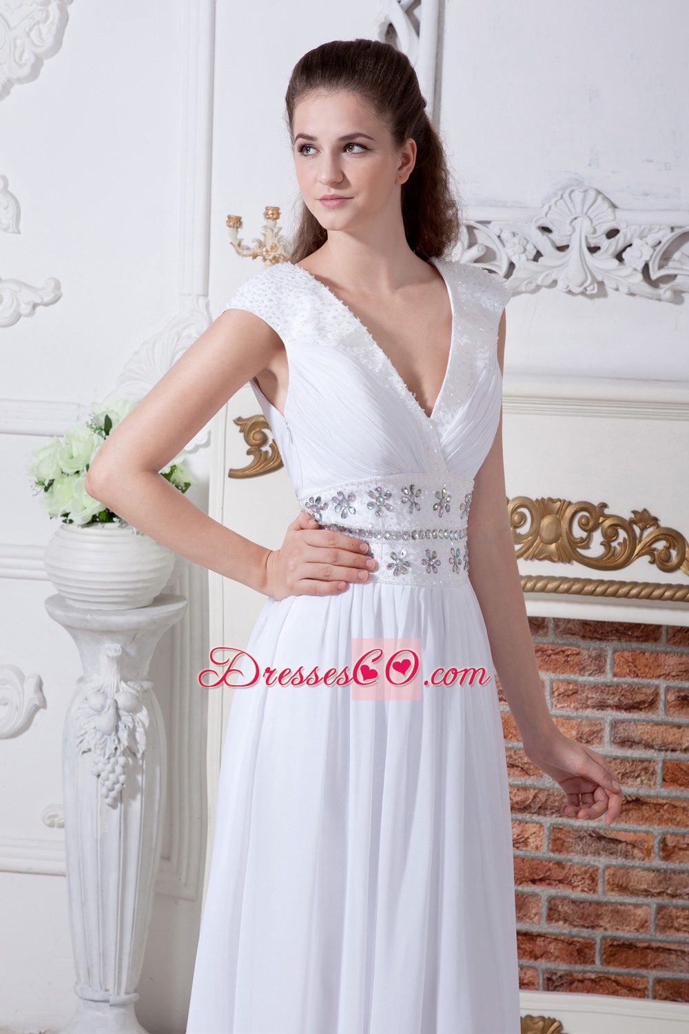 White Empire V-neck Long Chiffon Beading Wedding Dresses