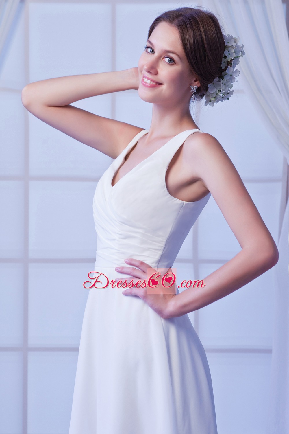 Simple A-line V-neck Knee-length Chiffon Wedding Dress