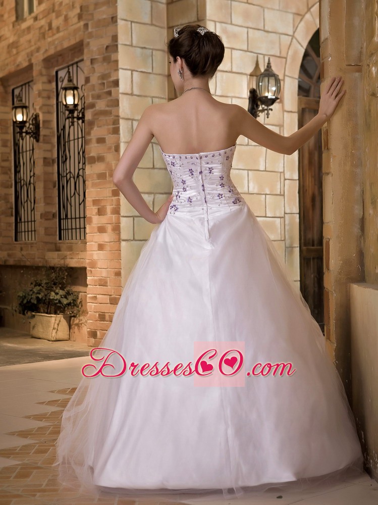 Simple A-line Long Taffeta And Tulle Embroidery Wedding Dress