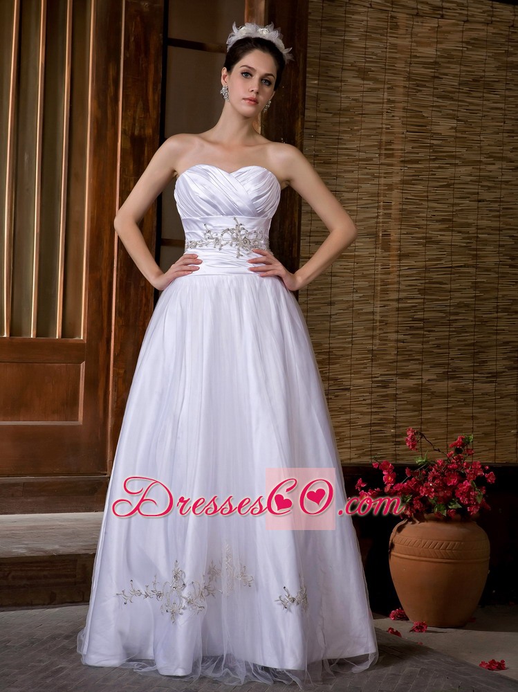 Fashionable A-line Long Taffeta And Tulle Appliques Wedding Dress
