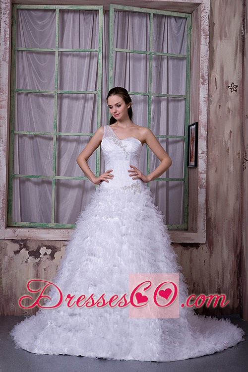 Fashionable A-line One Shoulder Court Train Satin and Tulle Appliques Wedding Dress