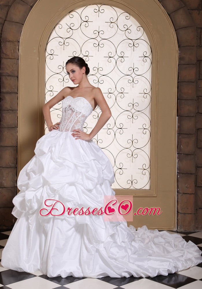 Exquisite Lace Bodice Taffeta With Pick-ups Ball Gown Wedding Dress