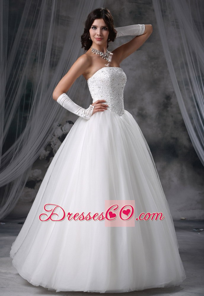 Beaded Decorate Bodice Tulle Ball Gown Wedding Dress For 2013