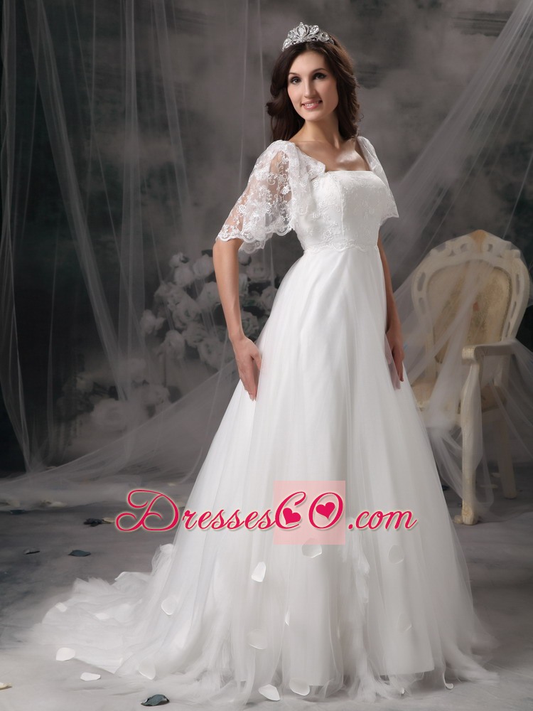 Perfect Empire Square Court Train Tulle and Lace Appliques Wedding Dress