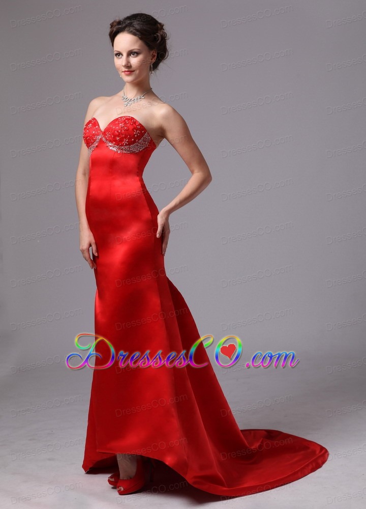 Americus Georgia Red Appliques Decorate Evening Dress With Court Train