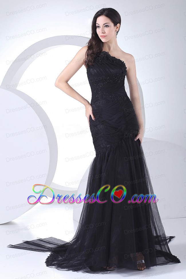 Appliques and Ruching Decorate Bodice One Shoulder Black Tulle and Taffeta Prom Dress For Brush Train